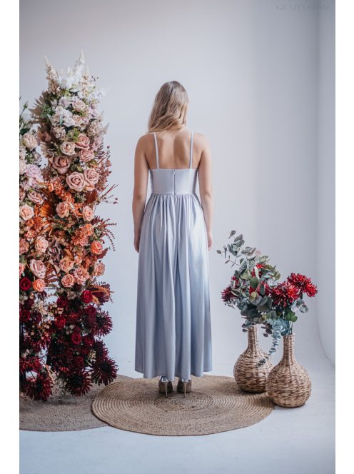 Hanna -  maxi šaty s výstrihom do V, vo filigránovej farbe