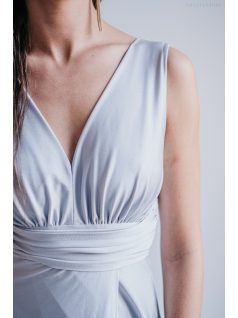   Heather - maxi šaty s výstrihom do V, vo filigránovej farbe