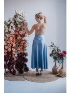 Gitta - maxi šaty  so špeciálnym riešením chrbta, vo farbe riva