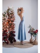 Gitta - maxi šaty  so špeciálnym riešením chrbta, vo farbe riva