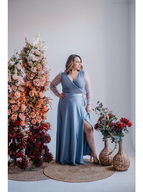 Polli - maxi šaty s preloženým, rebrovanými dekoltom  a tylovými rukávmi, vo farbe riva