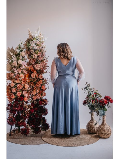 Polli - maxi šaty s preloženým, rebrovanými dekoltom  a tylovými rukávmi, vo farbe riva