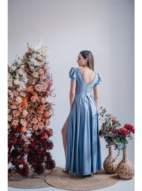 Ramóna - maxi šaty s mierne pufovanými rukávmi a nariaseným výstrihom, vo farbe riva