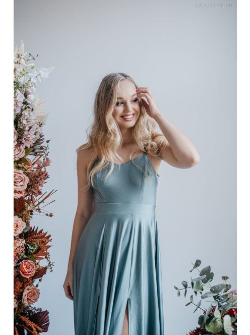 Dália – maxi šaty so zaväzovaním na chrbte, vo foresty zelenej farbe