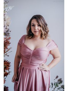   Inez - maxi šaty s nariaseným topom a romantickými rukávmi, vo farbe shiva