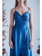 Antónia - zavinovacie šaty s tenkými ramienkami a asymetrickou sukňou, vo farbe isola