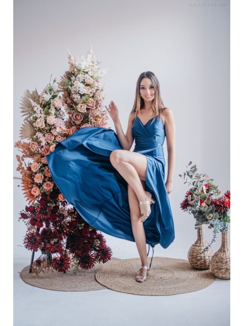 Antónia - zavinovacie šaty s tenkými ramienkami a asymetrickou sukňou, vo farbe isola