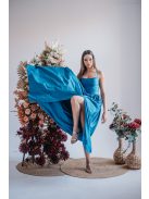 Madleine - maxi šaty s ramienkami na chrbte, vo farbe fondale modrá