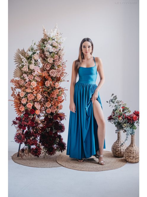 Madleine - maxi šaty s ramienkami na chrbte, vo farbe fondale modrá