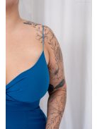 Abigél -  mušelínové maxi šaty s preloženým dekoltom, v petrolejovej modrej farbe