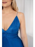 Emili- maxi šaty s výstrihom do V a tenkými ramienkami z lesklej plisovanej látky, v modrej farbe