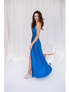 Zita - maxi so špeciálnym riešením chrbta z lesklého plisovaného materiálu, v modrej farbe