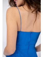 Zita - maxi so špeciálnym riešením chrbta z lesklého plisovaného materiálu, v modrej farbe