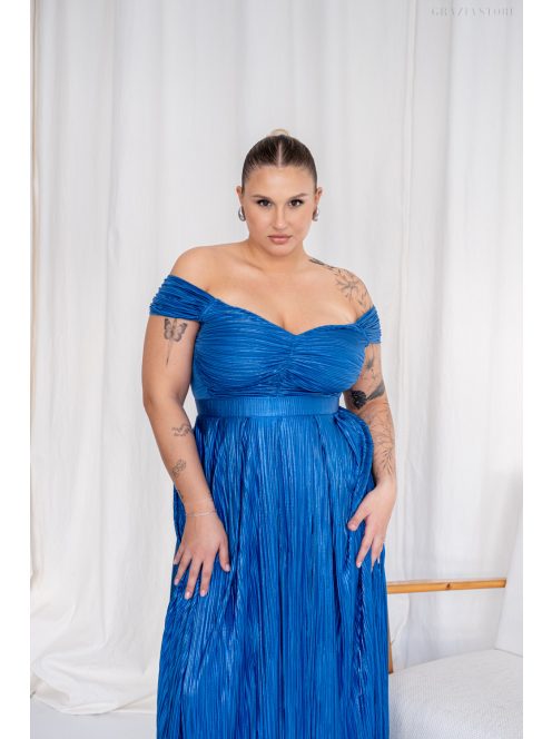 Inez - maxi šaty z lesklého plisovaného materiálu s nariaseným topom a romantickými rukávmi, v modrej farbe