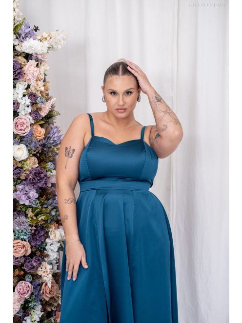 Dália - saténové maxi šaty so zaväzovaním na chrbte, v petrolejovej modrej farbe