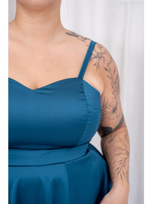 Dália - saténové maxi šaty so zaväzovaním na chrbte, v petrolejovej modrej farbe