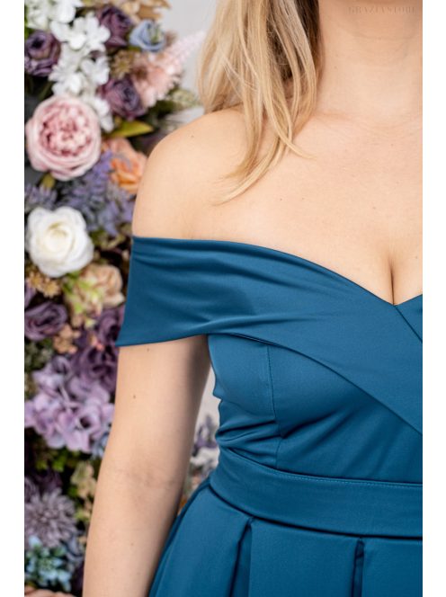 Audrey - maxi šaty so srdiečkovým výstrihom,  zo saténového materiálu, v petrolejovej modrej farbe