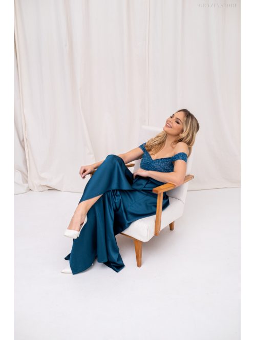 Inez - romantické maxi šaty s nariaseným topom a trblietavým tylom, v petrolejovej modrej farbe