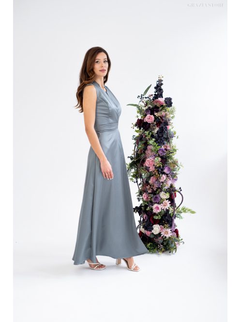 Írisz - maxi šaty bez rukávov so špeciálnym výstrihom, zo saténového materiálu, v zeleno-sivej farbe