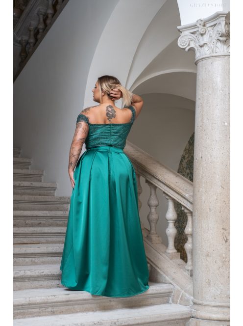 Inez - romantické, saténové maxi šaty s nariaseným topom a trblietavým tylom, v zelenej farbe