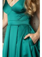 Zenina - saténové maxi šaty s výstrihom do V a špagetovými ramienkami, v zelenej farbe