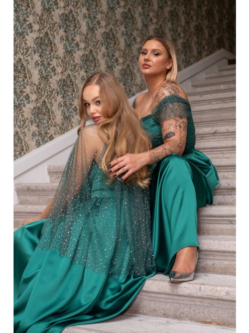 Pandóra - tylový plášť so štrasovými kamienkami, v zelenej farbe