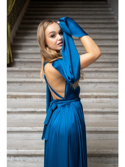 Scarlett - špeciálne maxi šaty s prekríženou látkou na chrbte zo saténového materiálu, v petrolejovej farbe 