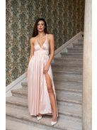 Emma - broskyňové maxi šaty s výstrihom do V so špeciálnym zadným dielom z ľahkého saténového materiálu