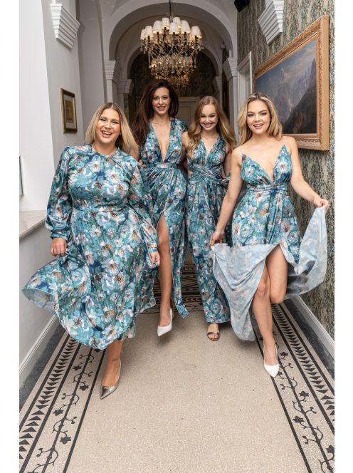 Dia - maxi šaty s dlhým rukávom na gombíky zo vzorovaného, light saténového materiálu