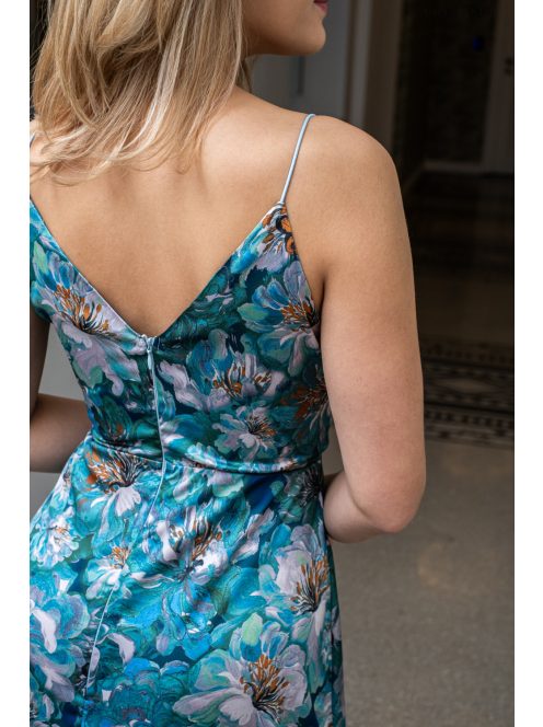 Zelma -  vzorované maxi šaty s hlbokým výstrihom a špagetovými ramienkami, z light saténového materiálu