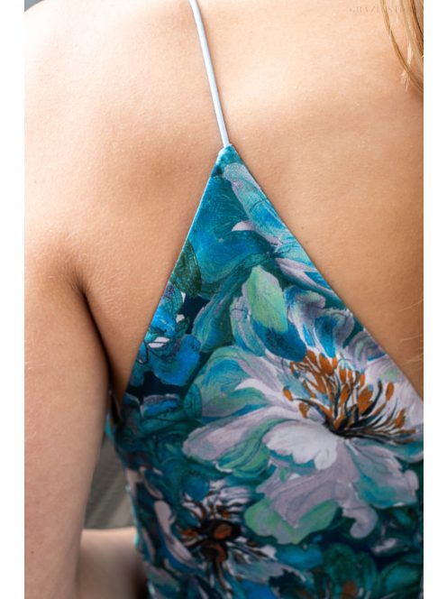 Zelma -  vzorované maxi šaty s hlbokým výstrihom a špagetovými ramienkami, z light saténového materiálu