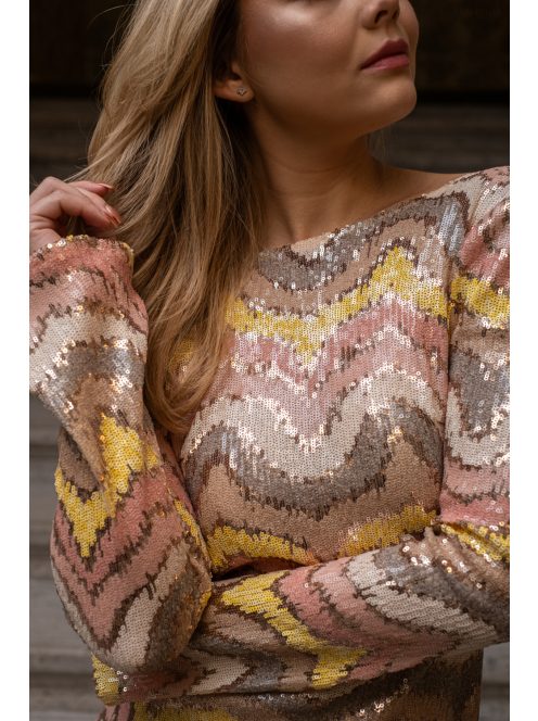 Stefin - farebné, flitrové mini šaty s dlhým rukávom a hlbokým V výstrihom na chrbte