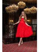 Frida - saténové midi šaty s padavými ramenami a tylovou aplikáciou na sukni, v červenej farbe