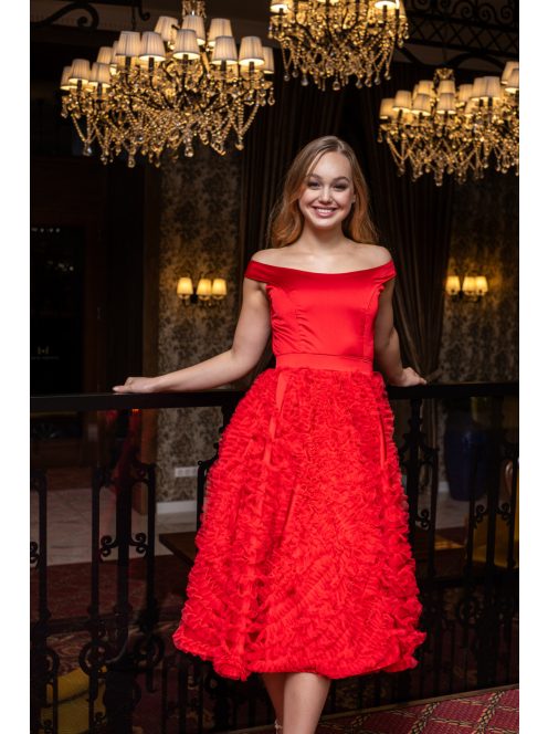 Frida - saténové midi šaty s padavými ramenami a tylovou aplikáciou na sukni, v červenej farbe