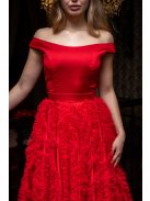 Frida - saténové midi šaty s padavými ramenami a tylovou aplikáciou na sukni, v červenej farbe