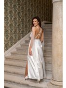 Scarlett - špeciálne maxi šaty s prekríženou látkou na chrbte, z bieleho saténového materiálu, s trblietavým tylom