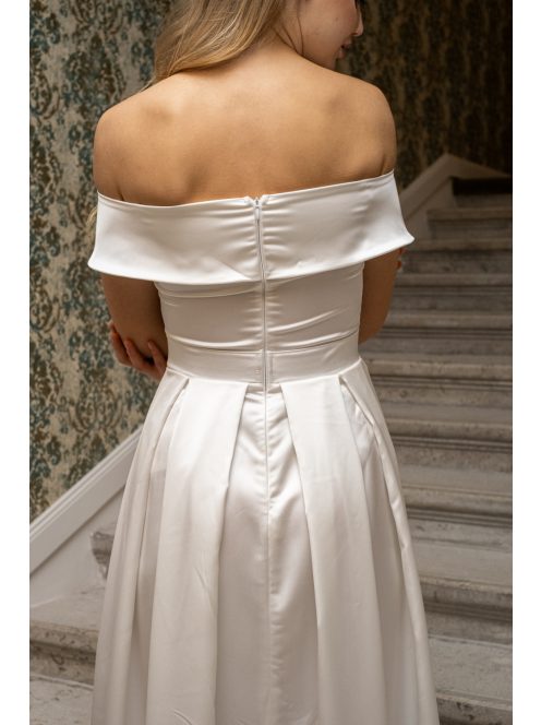 Audrey - saténové maxi šaty so srdiečkovým výstrihom, v bielej farbe