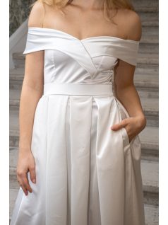   Audrey - saténové maxi šaty so srdiečkovým výstrihom, v bielej farbe