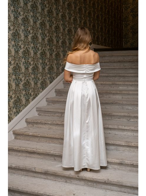 Audrey - saténové maxi šaty so srdiečkovým výstrihom, v bielej farbe