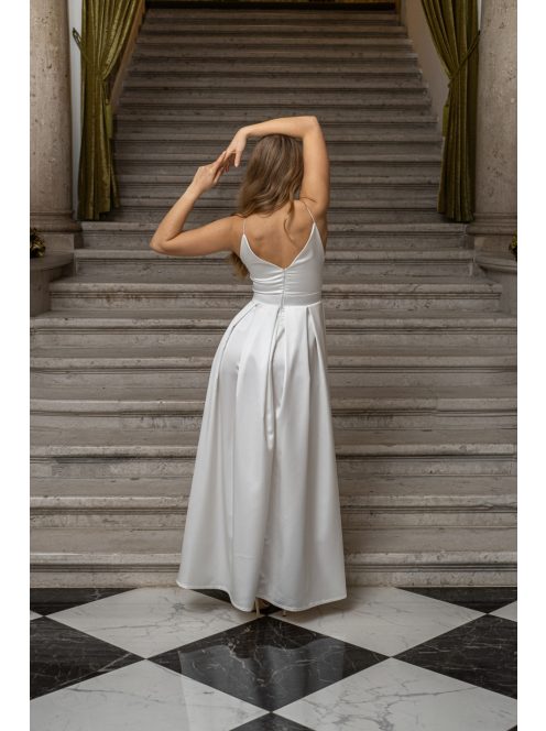 Zenina - saténové maxi šaty s výstrihom do V a špagetovými ramienkami, v bielej farbe