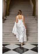 Evelin - saténové maxi šaty s volánovým lemom a  hrubými ramienkami, v bielej farbe