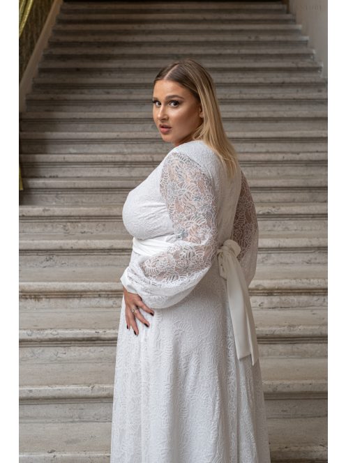 Daisy - zavinovacie, mušelínové maxi šaty s dlhým rukávom a čipkou, v bielej farbe