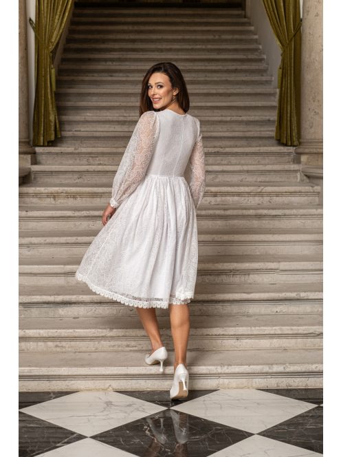 Csinszka - čipkované midi šaty s dlhým rukávom, v bielej farbe