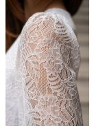 Csinszka - čipkované midi šaty s dlhým rukávom, v bielej farbe