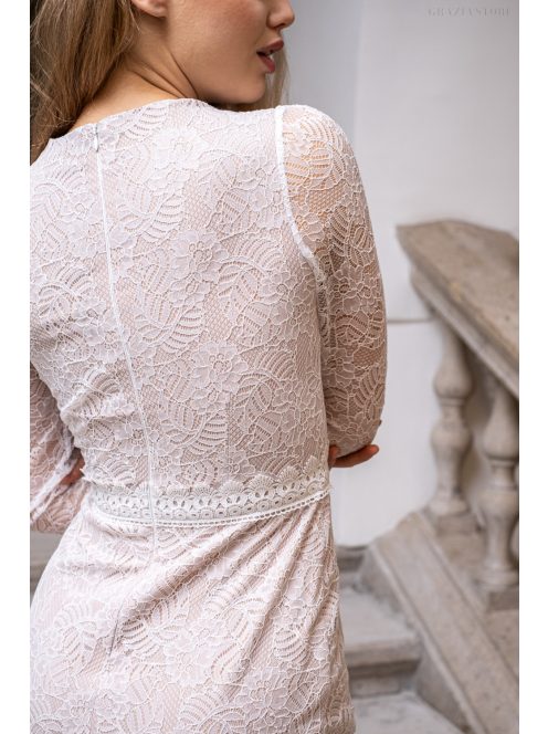 Lotti - čipkované, puzdrové mini šaty s dlhým rukávom, v bielej farbe