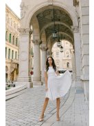 Andrea – fehér light szatén mini ruha gyöngy gombos hátkivágással 