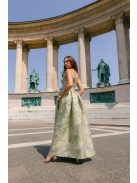 Zenina - anyagában mintás jacquard maxi ruha halványzöld színben