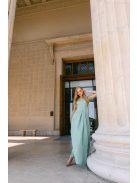 Maya – zsálya színű szatén alkalmi ruha átlapolt rakásos szoknyával