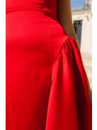 Niko – saténové mini šaty s priliehavým pásom v červenej farbe