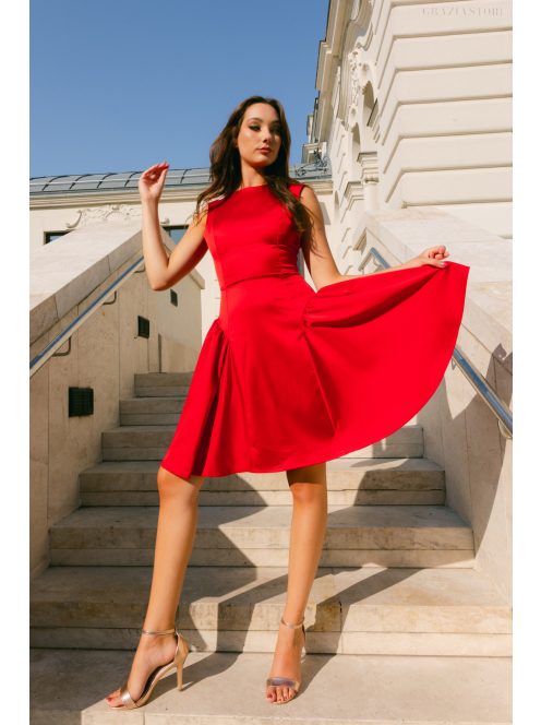 Niko – saténové mini šaty s priliehavým pásom v červenej farbe